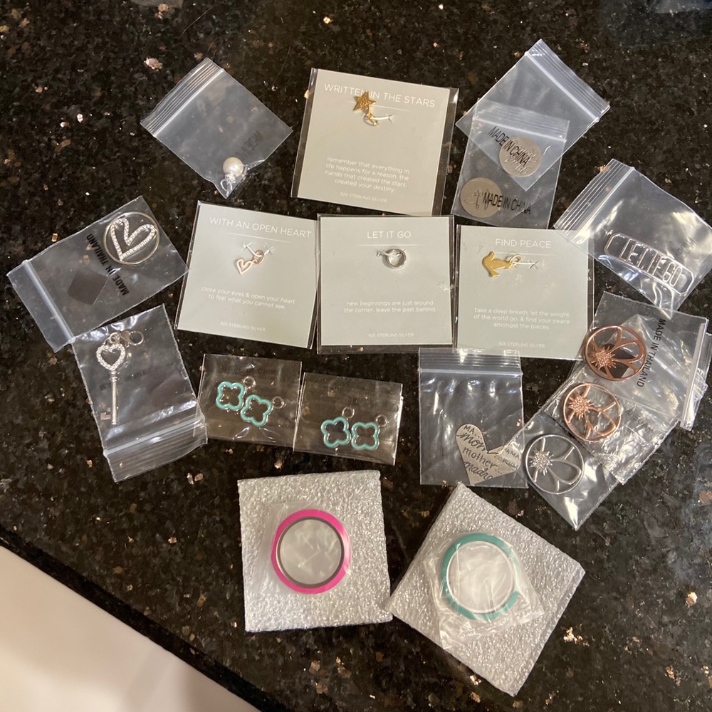 *sold*Origami owl